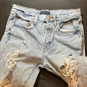 Aeropostale Light Blue Distressed Low Rise Skater Jeans, size 4R